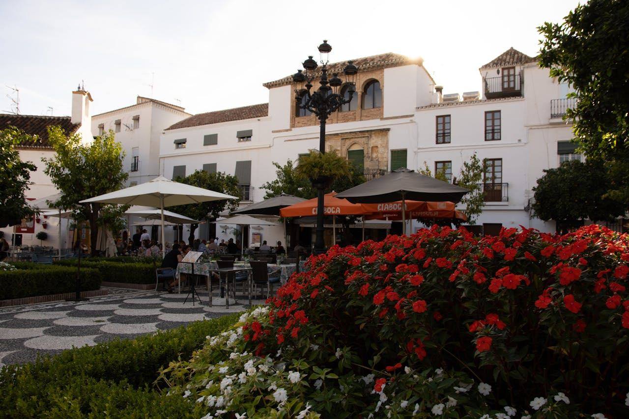 Furnishing a Coín finca for short-let: what works in a 200-year-old farmhouse